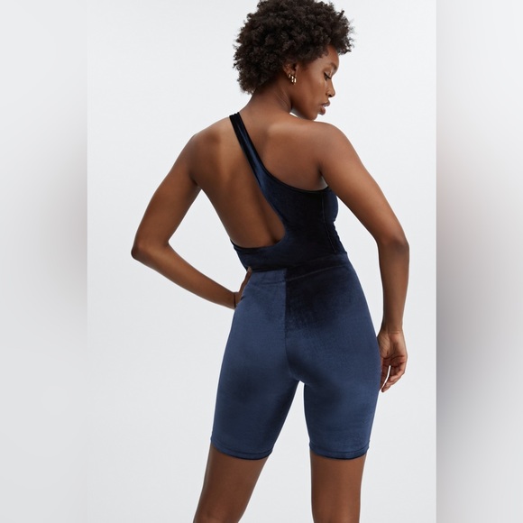 FABLETICS Gigi velour BODYSUIT - Picture 4 of 8